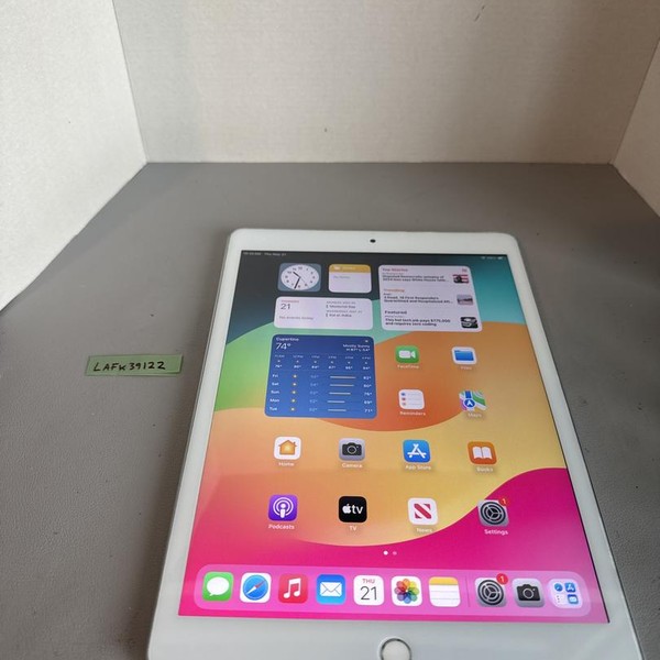 Apple iPad (8th Gen) - Wi-Fi, 128 GB, Silver, A2270