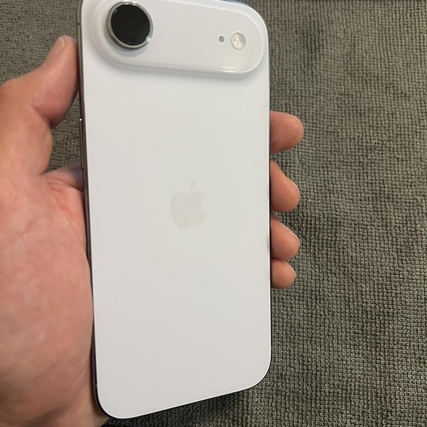 Apple iPhone Air - Unlocked, 512 GB, Sky Blue, A3260