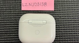 Used
													Apple AirPods 3rd Gen - Lightning Case, photo 4 of 6