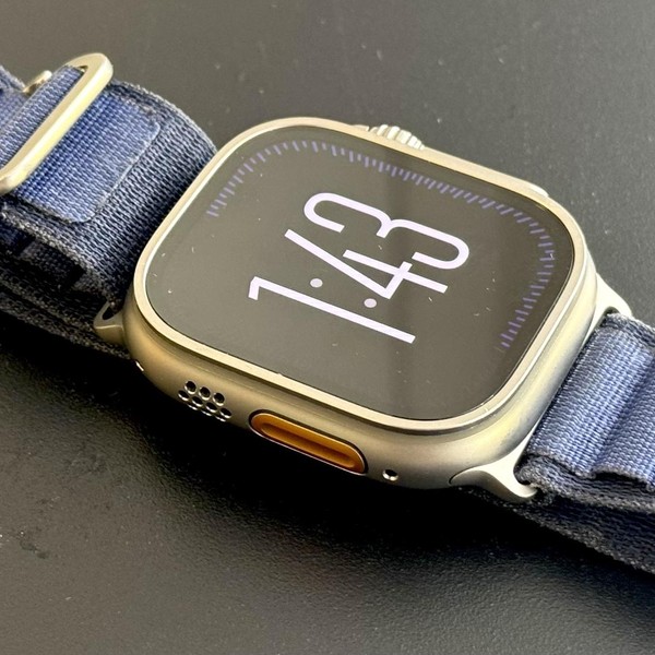 Apple Watch Ultra 2 49mm - Unlocked, Natural, A2986