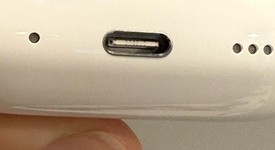 Used
													Apple AirPods Pro 2 - USB-C, photo 4 of 5