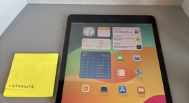 Good
													Apple iPad 9th Gen - Wi-Fi, Gray, 64 GB, A2602, photo 1 of 5