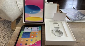 Mint
													Apple iPad 10th Gen - Unlocked, Pink, 64 GB, A2757, photo 1 of 27