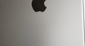 Good
													Apple iPad Air - Verizon, Gray, 64 GB, photo 5 of 5