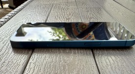 Good
													Apple iPhone 13 - AT&T, Blue, 128 GB, A2482, photo 3 of 7