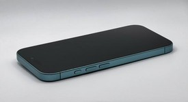 Mint
													Apple iPhone 16 - Unlocked, Teal, 128 GB, A3081, photo 6 of 6
