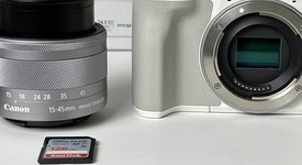 Mint
													Canon EOS M50, photo 1 of 12