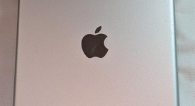 Good
													Apple iPad 5th Gen - Unlocked, Silver, 128 GB, A1823, photo 3 of 3