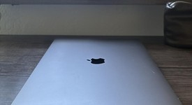 Good
													MacBook Pro 2017 (With Touch Bar) - 15" - I7, Gray, 512 GB, 16 GB, photo 2 of 7