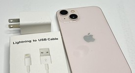 Mint
													Apple iPhone 13 - Verizon, Pink, 128 GB, A2482, photo 3 of 4