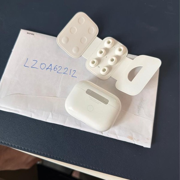 Apple AirPods Pro 2 - USB-C