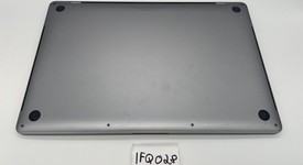 Good
													MacBook Pro 2017 (With Touch Bar) - 15" - I7, Gray, 512 GB, 16 GB, photo 5 of 6