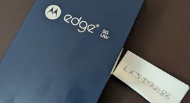 New
													Motorola Edge Plus (2022) - Verizon, Blue, 256 GB, 12 GB, 5G UW, photo 2 of 4