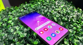 Mint
													Samsung Galaxy S10e - Verizon, Black, 128 GB, 6 GB, SM-G970U, photo 1 of 7