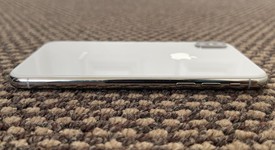 Good
													Apple iPhone X - Unlocked, Silver, 64 GB, A1901, GSM, photo 5 of 9