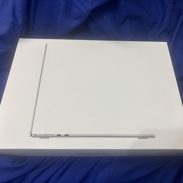 MacBook Air 2025 (M4) - 15 inch - 512 GB, Silver, 24 GB, Apple M4