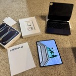 Mint Apple iPad Pro 13 inch (M5) 2025 - Unlocked, 2 TB, Space Black, Apple M5 10-Core (8-core GPU), A3361, Nano-texture Glass