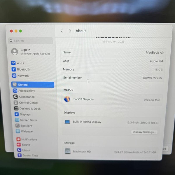 MacBook Air 2025 (M4) - 15 inch - Apple M4, Midnight, 256 GB, 16 GB