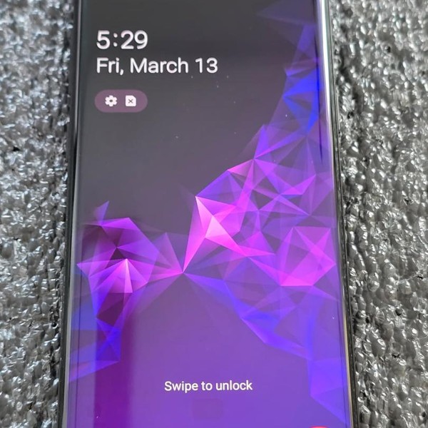 Samsung Galaxy S9 - Unlocked, 64 GB, Black, SM-G960U1