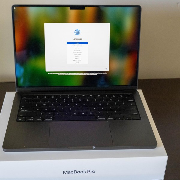 MacBook Pro 2024 - 14 inch - 512 GB, Space Black, 16 GB, Apple M4