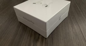 New
													Apple AirPods Pro 1st Gen - MagSafe Case, photo 3 of 3