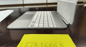 Used
													Apple Magic Keyboard for iPad Pro - White, photo 4 of 4