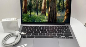 Good
													MacBook Air 2020 - 13" - Apple M1, Gray, 256 GB, 8 GB, photo 1 of 12