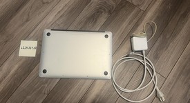 Good
													MacBook Air 2015 - 13" - Silver, 128 GB, 8 GB, photo 5 of 5