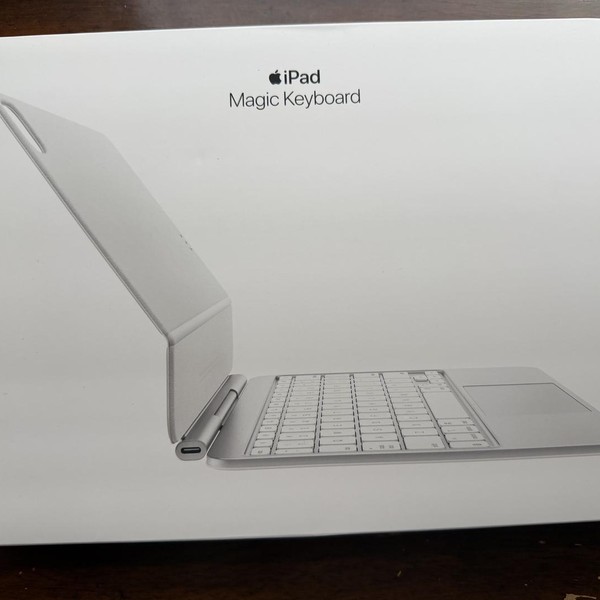 Apple Magic Keyboard for iPad Pro - White