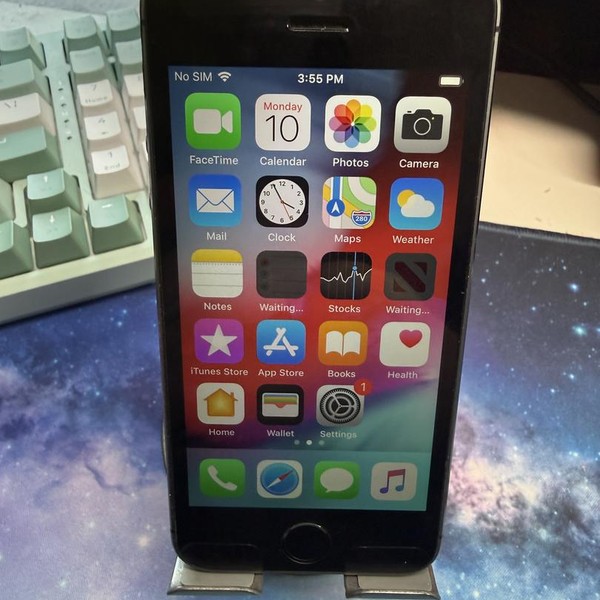 Apple iPhone 5S - Cricket, 16 GB, Grey, A1533