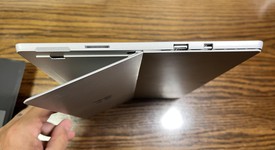 Good
													Microsoft Surface Pro 5 (2017) - Wi-Fi, Silver, 256 GB, 8 GB, photo 4 of 7