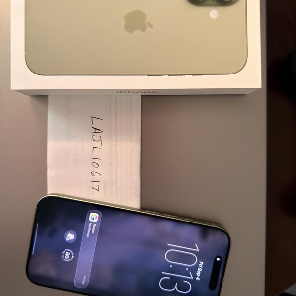 Apple iPhone 17 - Unlocked, 256 GB, Sage, A3258
