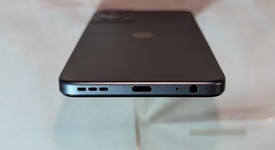 Mint
													Moto G 5G (2024) - Verizon Prepaid, Green, 128 GB, 4 GB, photo 5 of 6