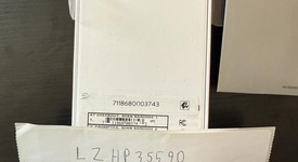 New
													Apple iPhone SE 3rd Gen 2022 - Cricket, Midnight, 64 GB, A2595, photo 2 of 6
