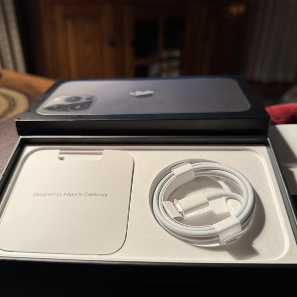 Apple iPhone 13 Pro Max - Unlocked, 512 GB, Graphite, A2484