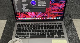 Good
													MacBook Air 2020 - 13" - I5, Gray, 256 GB, 16 GB, photo 2 of 9