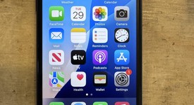 Fair
													Apple iPhone SE 3rd Gen 2022 - T-Mobile, Midnight, 64 GB, A2595, photo 1 of 11