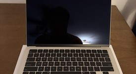 Good
													MacBook Air 2022 - 13" - Apple M2, Starlight, 256 GB, 8 GB, photo 3 of 8