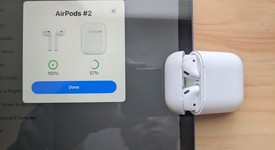 Used
													Apple AirPods 2nd Gen - Lightning Case, photo 4 of 8