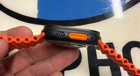 Mint
													Apple Watch Ultra 3 49mm - Unlocked, Black, A3281, photo 3 of 5