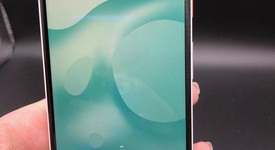 Fair
													Google Pixel 2 XL - Verizon, Black & White, 64 GB, Verizon Edition, photo 2 of 6