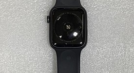 Good
													Apple Watch SE 1st Gen 44mm - Unlocked, Gray, A2354 - Cellular, Aluminum, photo 5 of 9