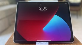 Mint
													Apple iPad Pro 12.9" 4th Gen 2020 - Wi-Fi, Silver, 256 GB, A2229, photo 1 of 9