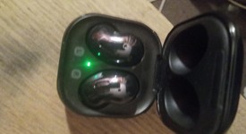 Used
													Samsung Galaxy Buds Live - Black, SM-R180, photo 3 of 4