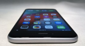 Mint
													Apple iPhone 6 Plus - Unlocked, Gray, 64 GB, A1524, photo 2 of 7