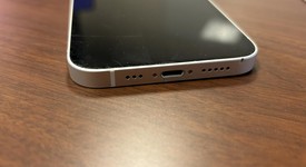 Good
													Apple iPhone 12 - AT&T, White, 128 GB, A2172, photo 4 of 4
