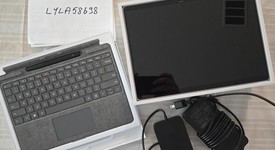 Good
													Microsoft Surface Pro 9 - Wi-Fi, I7, Platinum, 1 TB, 32 GB, Wi-Fi, photo 1 of 10