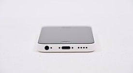 Good
													Apple iPhone 5C - Unlocked, White, 16 GB, A1532, photo 4 of 8