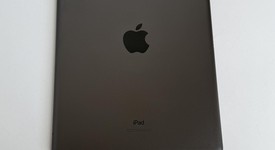 Good
													Apple iPad 8th Gen - Unlocked, Gray, 32 GB, A2428, photo 3 of 7