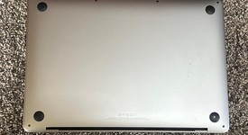 Good
													MacBook Pro 2017 (No Touch Bar) - 13" - I5, Gray, 256 GB, 8 GB, photo 5 of 9